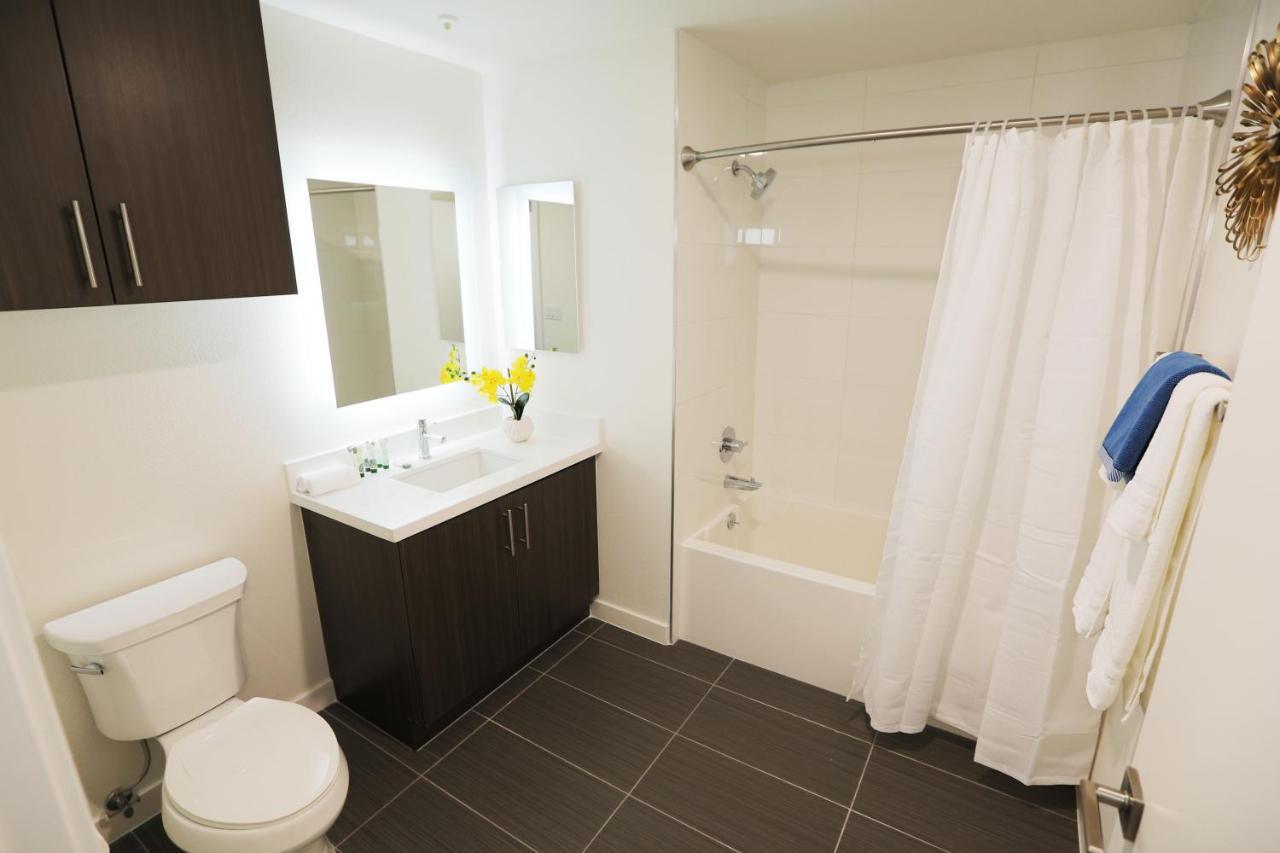 Aparthotel Hollywood Landmark Suites